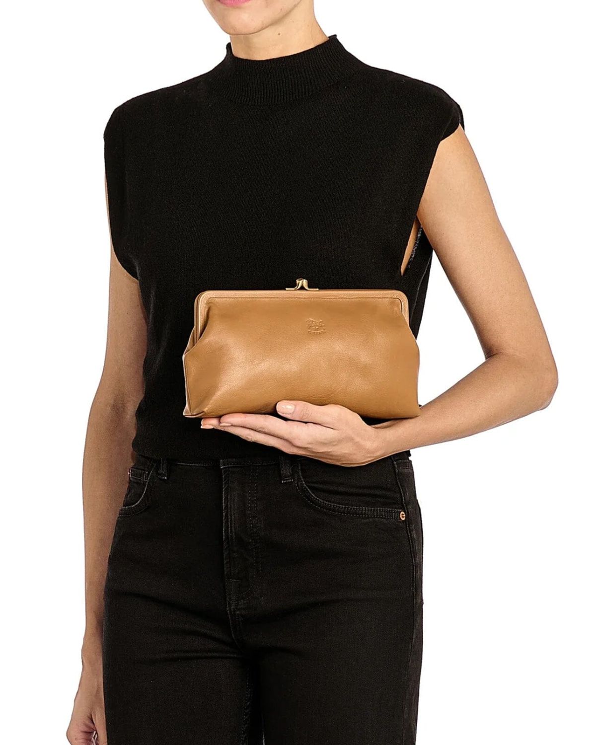 Manuela Clutch in Gianduia, from IL Bisonte