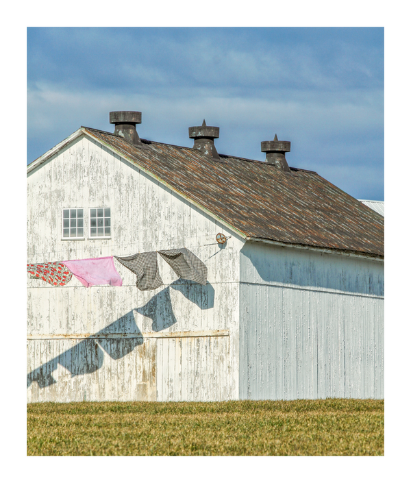 Amish Barn by Dan Oleski