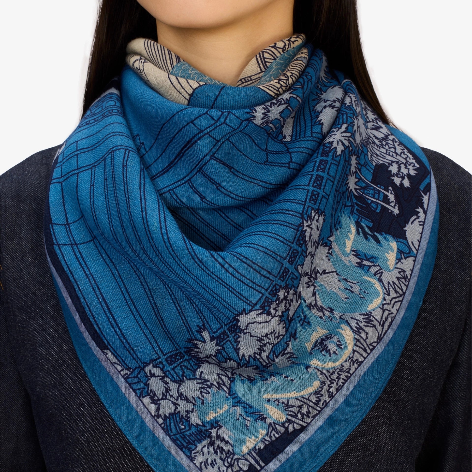 Carre 130 Vegas in Blue, from Inoui Editions