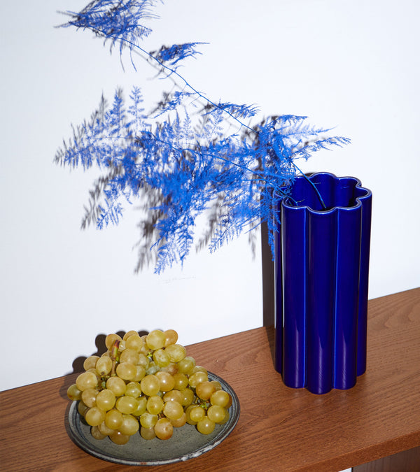 Duetto solo Vase in Blue, from The Socialite Family