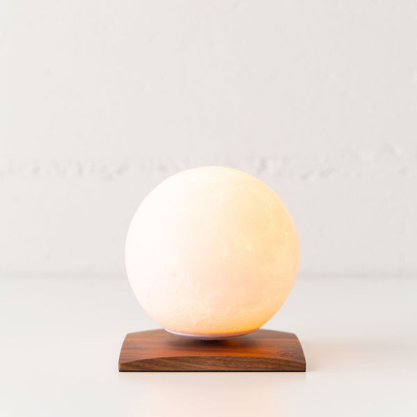 Smart Luna Spin Lamp, from Gingko Design