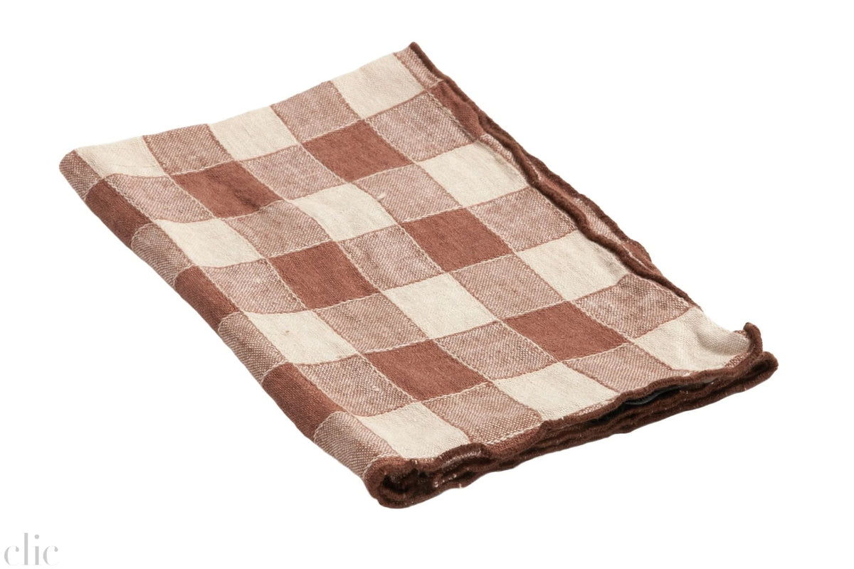 Vintage Kitchen Towel in Litchi, from Maison de Vacances