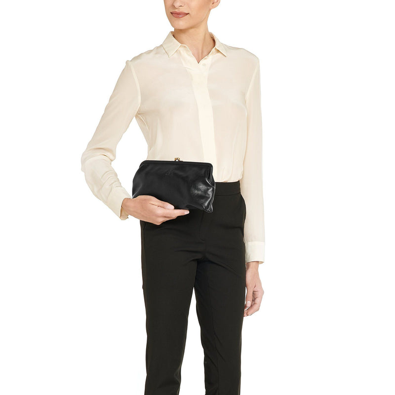 Manuela Clutch in Black, from IL Bisonte