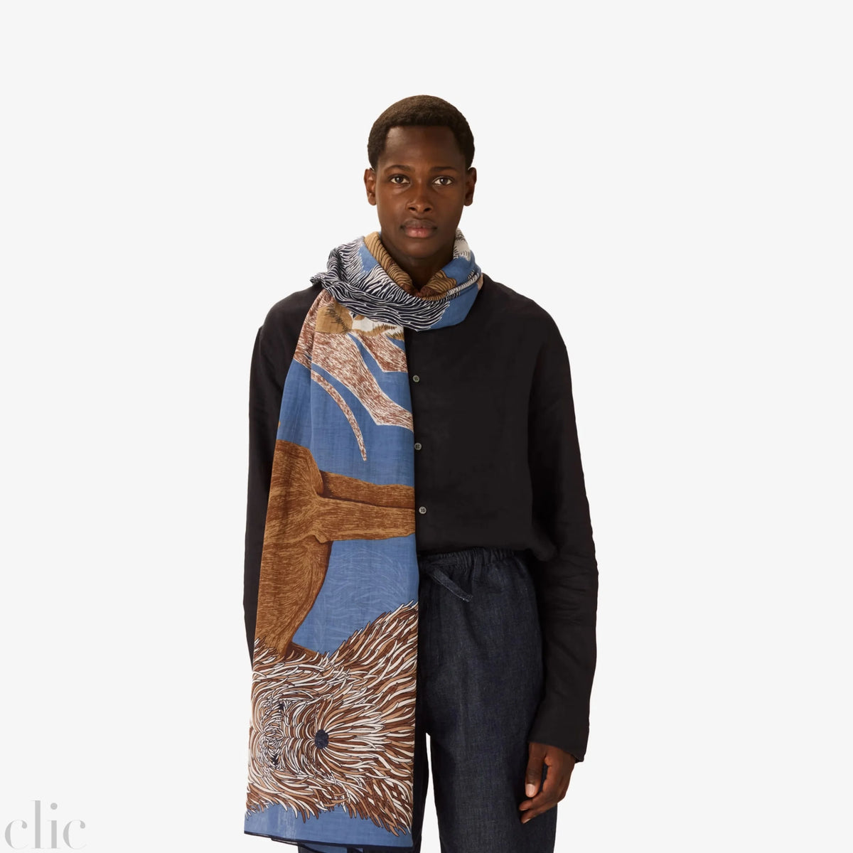 Toutou Scarf in Blue, from Inoui Editions