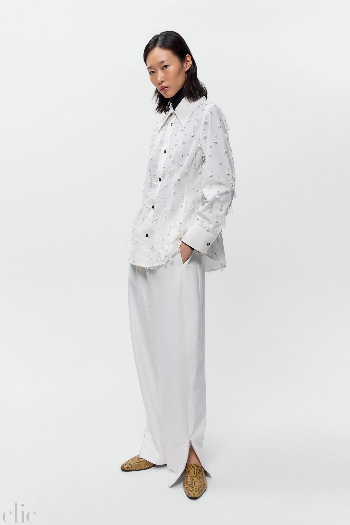 Petalos Shirt in White, from Cordera