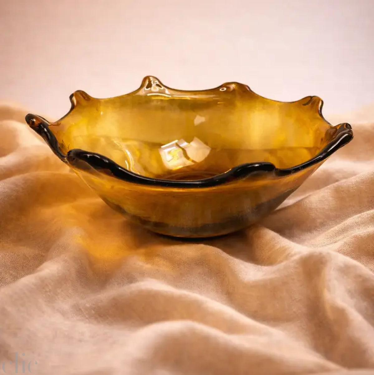 Yaxel Bowl in Amber