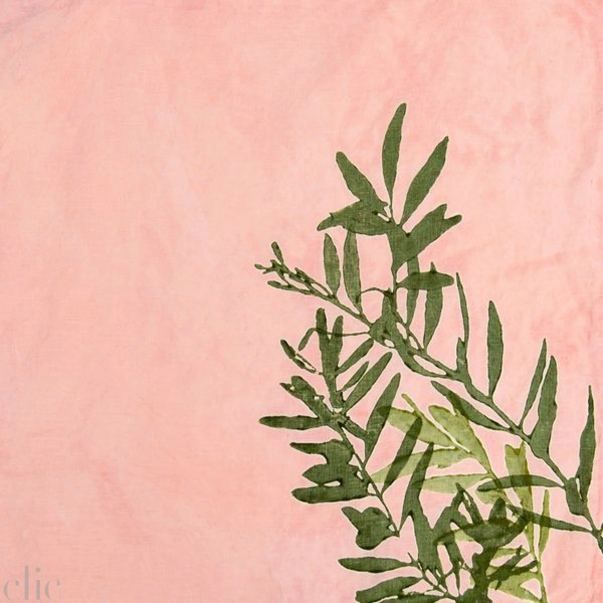 Leccino Verde Napkin in Rosa, from Bertozzi