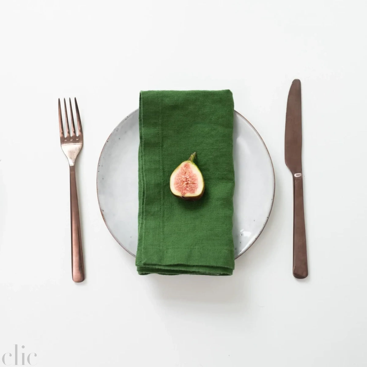Set of 2 True Green 20x20 Linen Napkins, from Linen Tales