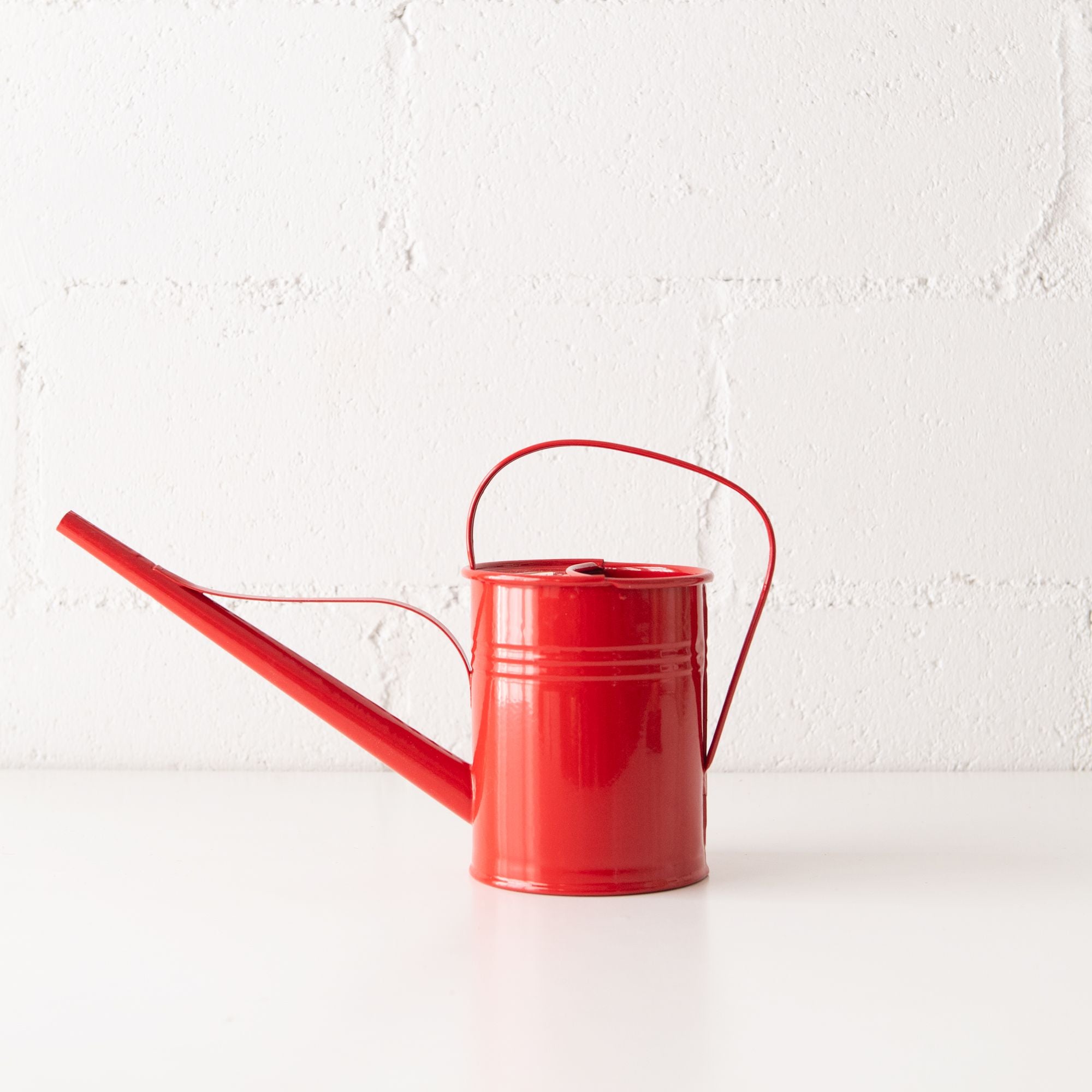 1.5L Watering Can in Red, from Plint A/S