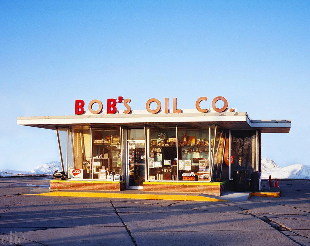 Bob's Oil Co in Grand Forks, North Dakota by Rob Hann