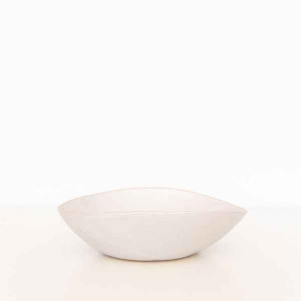 Salad Bowl Beachsand White, from Wonki Ware