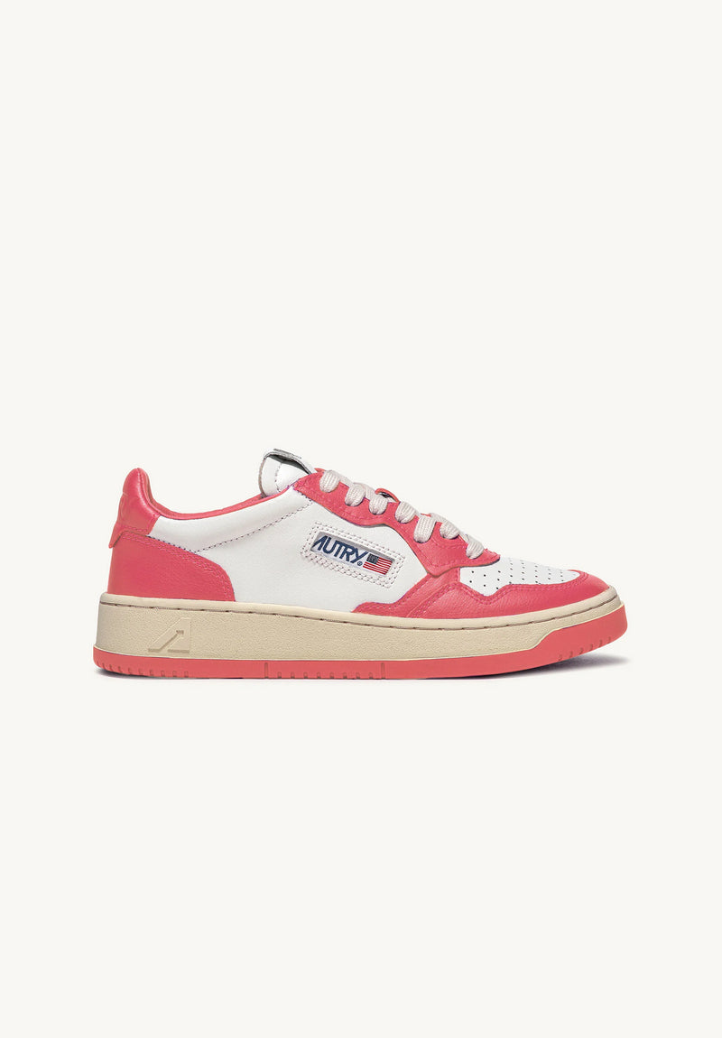 Medalist Low Sneakers in White and Rose Leather, from Autry