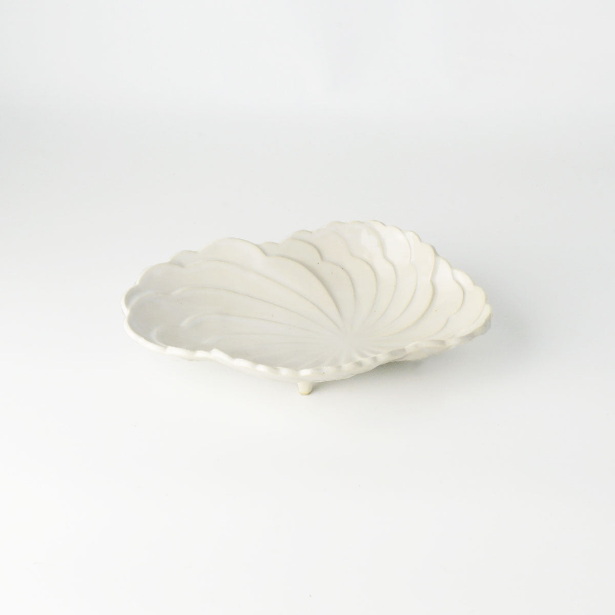 Namigumo Cloud Plate, from Marumitsu Poterie