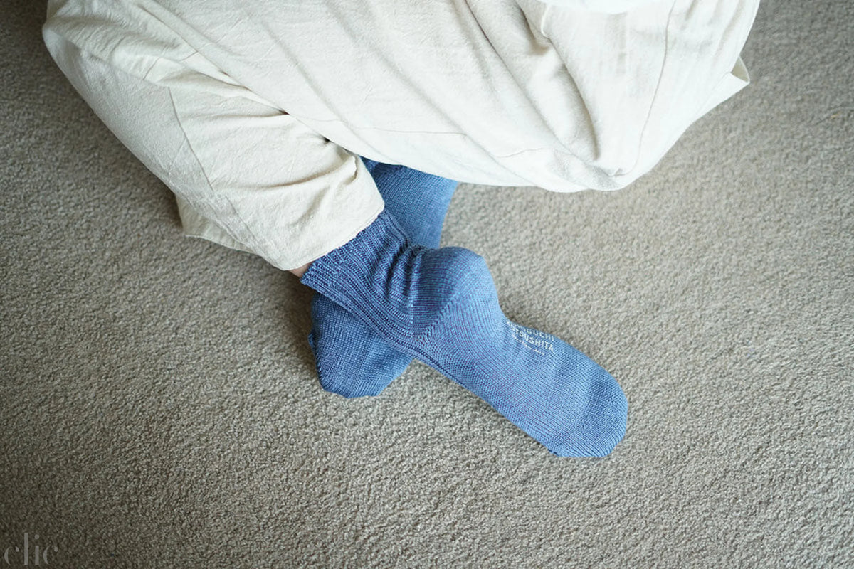 Linen Ribbed Socks in Blue, from Nishiguchi Kutsushita
