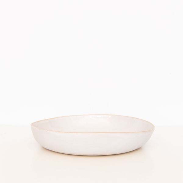 Pie Dish in Beach Sand White, from Wonki Ware