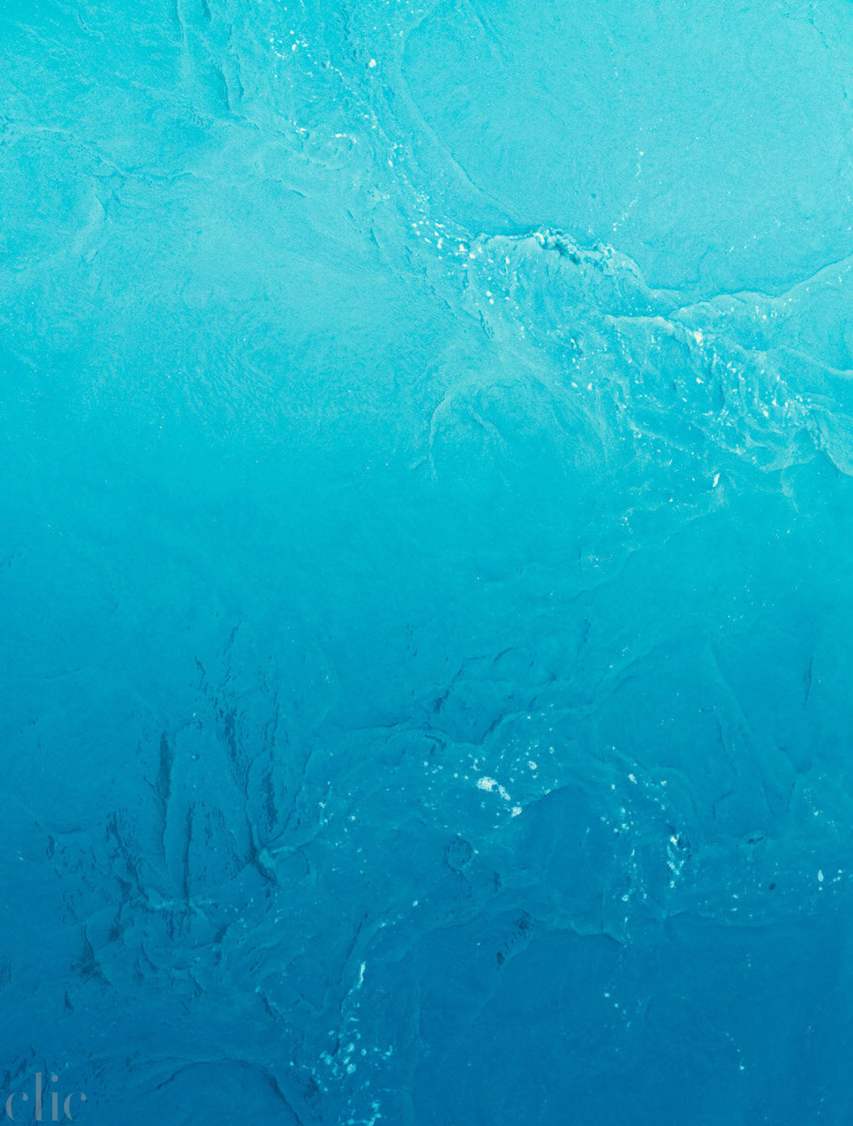 Waves by Tommy Kwak