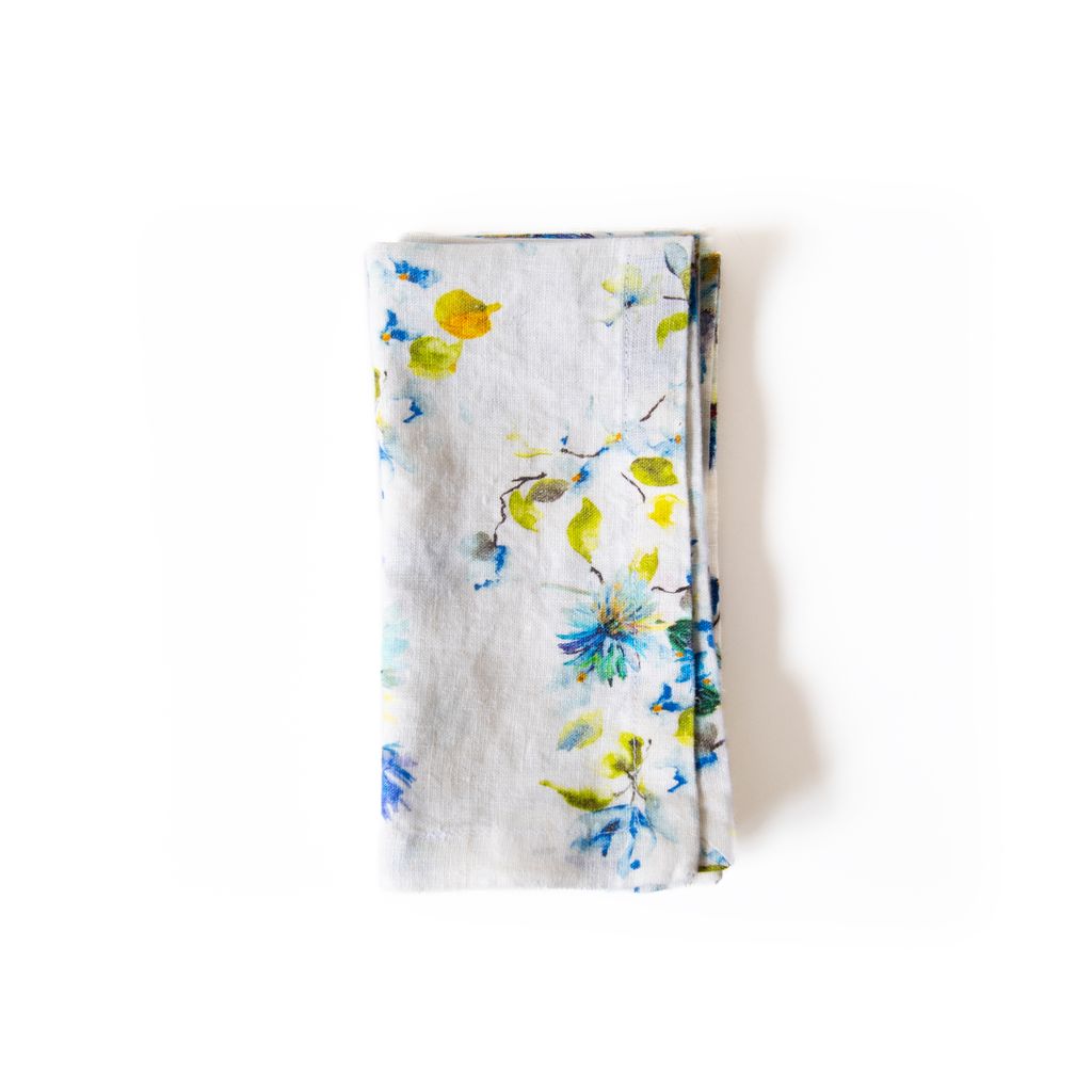 Set of 2 Flower Napkins in White, from Linen Tales