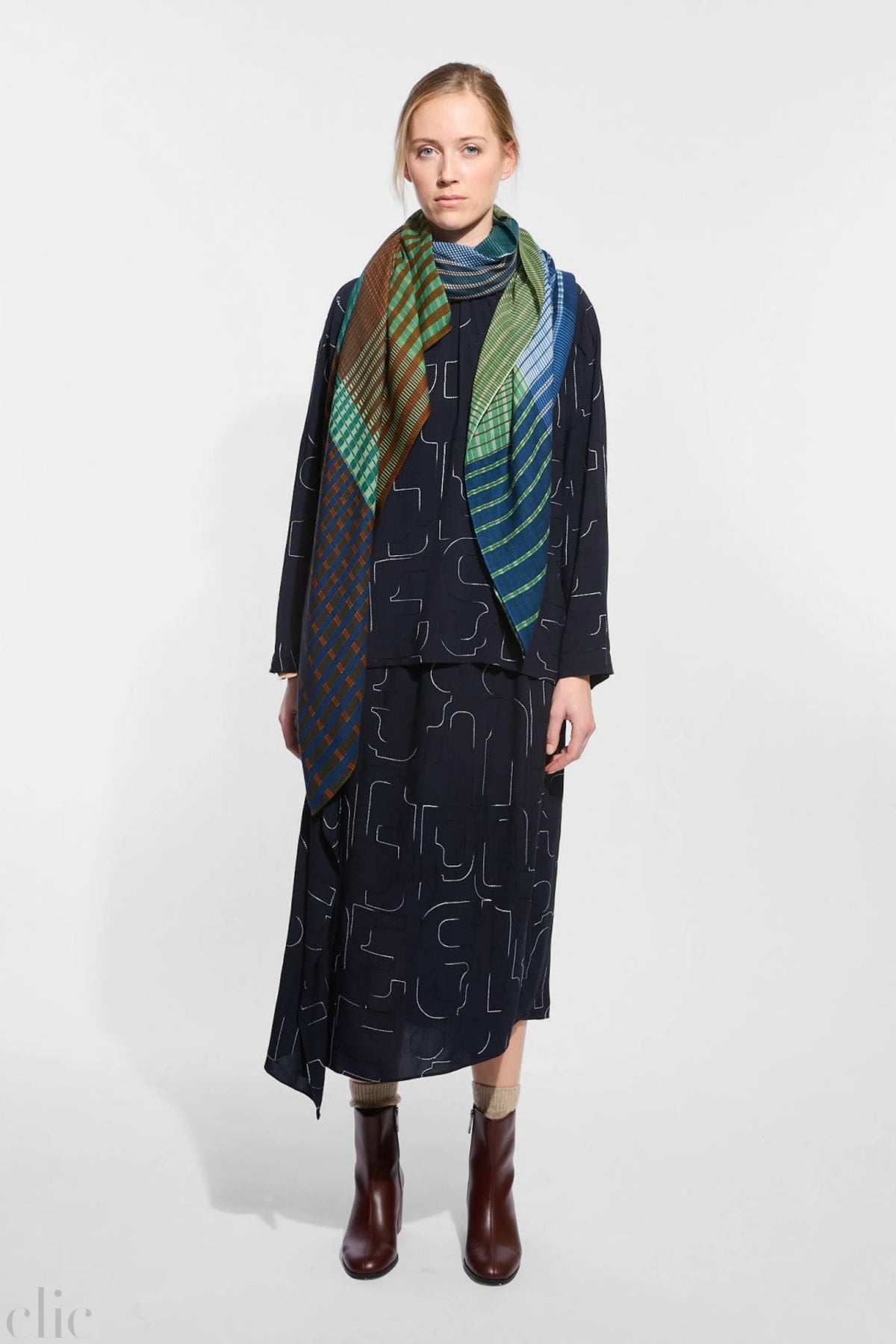 Vibrant Scarf in Amazon, from Mapoesie