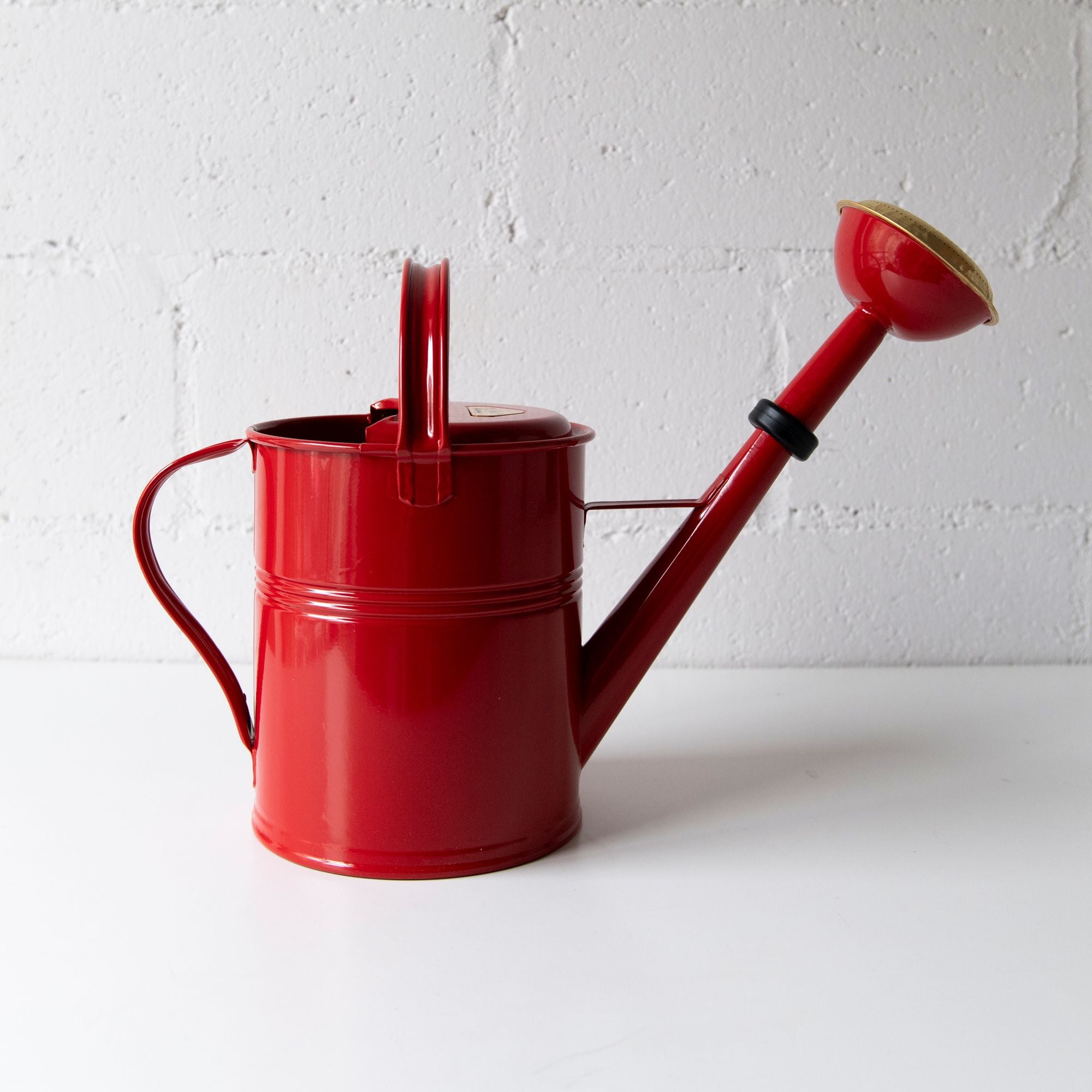 5L Watering Can in Red, from Plint A/S