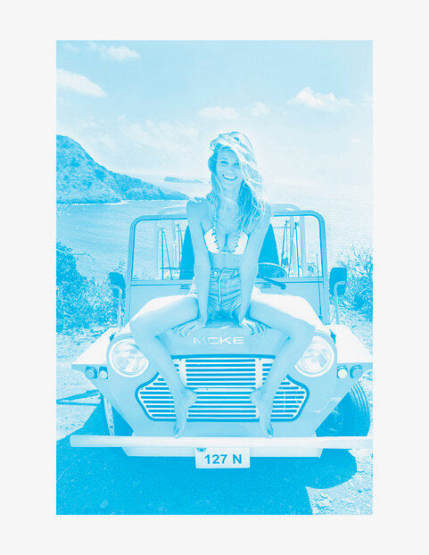 MOKE Blue by Antoine Verglas