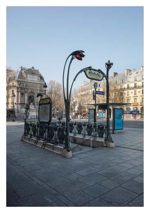 Place Saint-Michel by Stéphane Gizard
