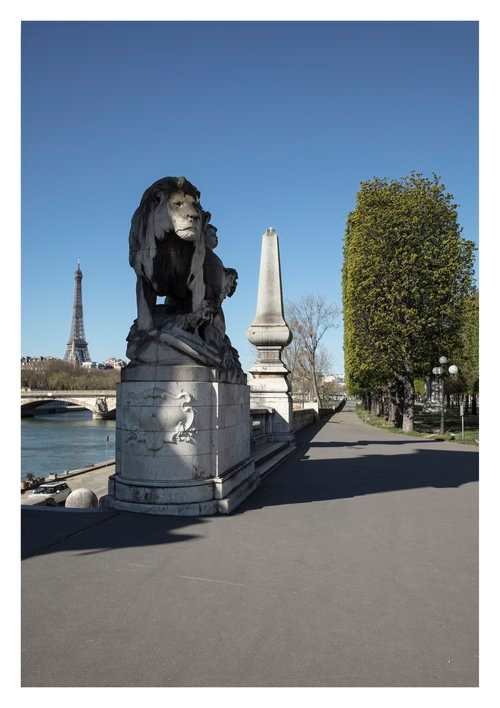 Cours la Reine by Stéphane Gizard