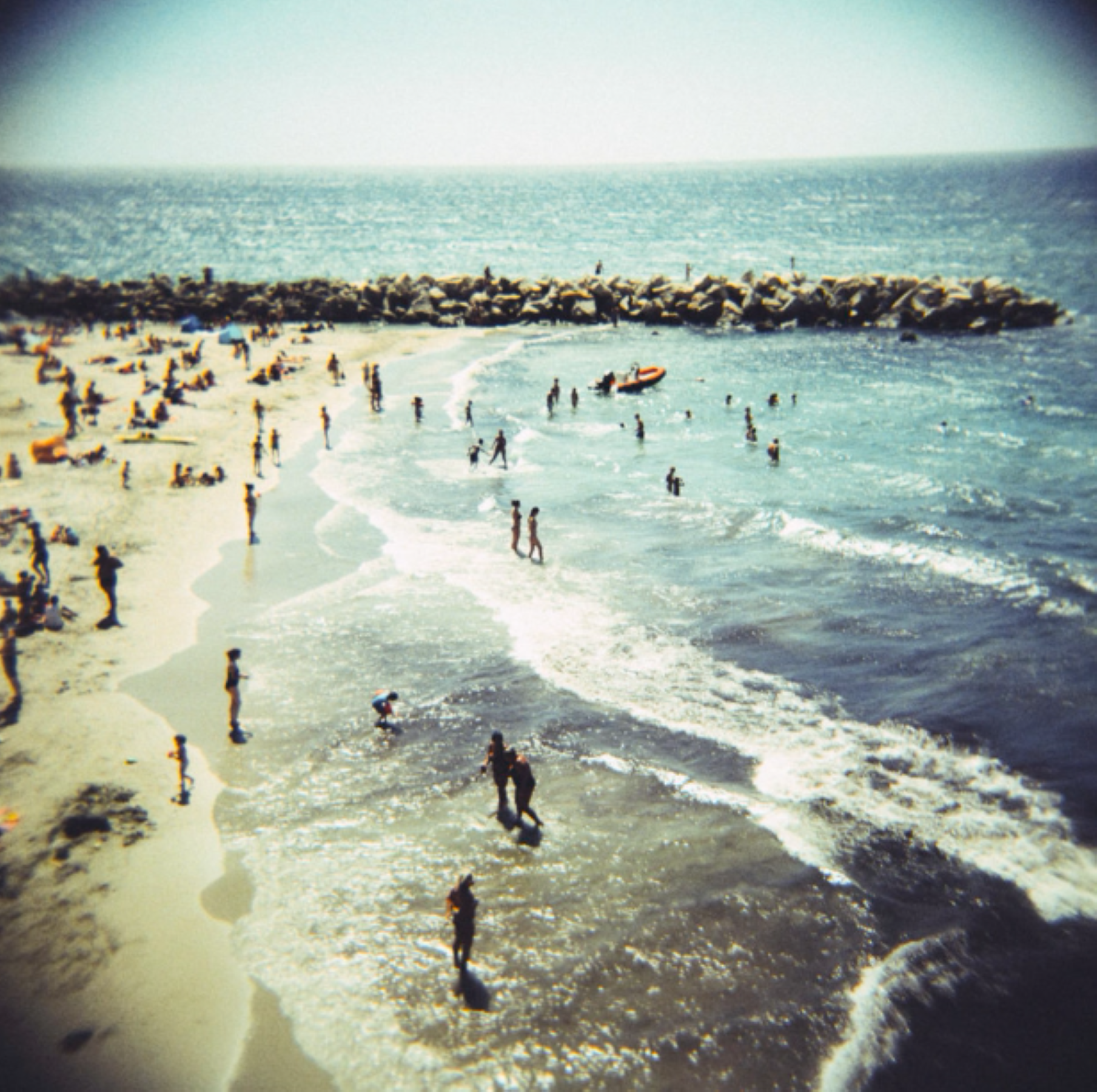 Copacabana Beach by Joao Luiz Bulcao
